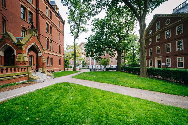 The Best Moving Platform for Harvard University Students Move - iMoving The Best Moving Platform for Harvard University Students Move