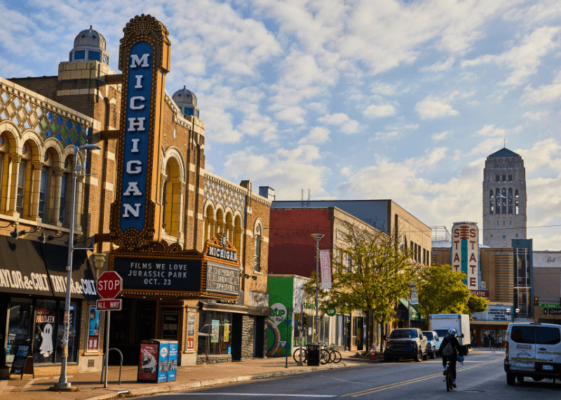 The Best Movers in annarbor Working with iMoving