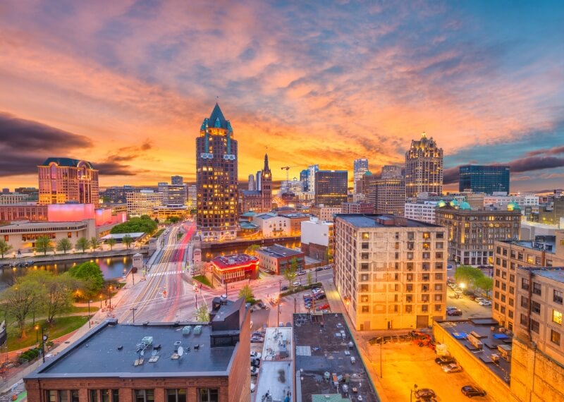 Moving Companies in Wisconsin - iMoving The Best Movers in Wisconsin Working with iMoving