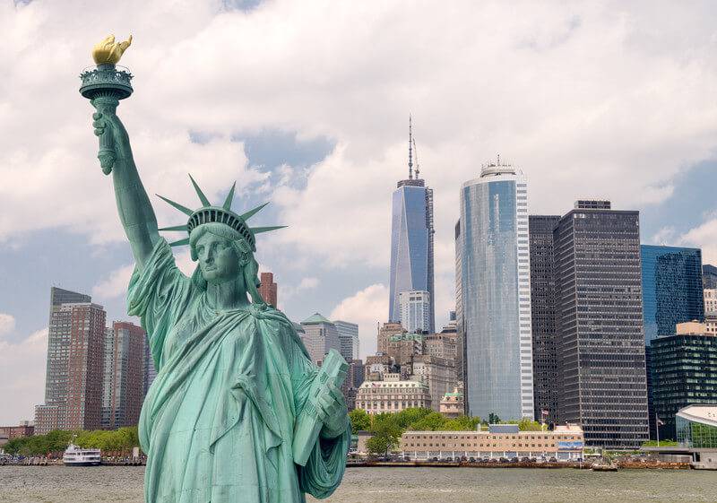 Moving From Texas To New York in 2022: Benefit & Costs - iMoving Moving From Texas To New York in 2022: Benefit & Costs