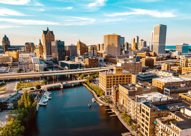 Moving Companies in milwaukee - iMoving The Best Movers in milwaukee Working with iMoving